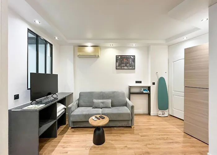 Urbanflat 173 - Beautiful Near Montparnasse *